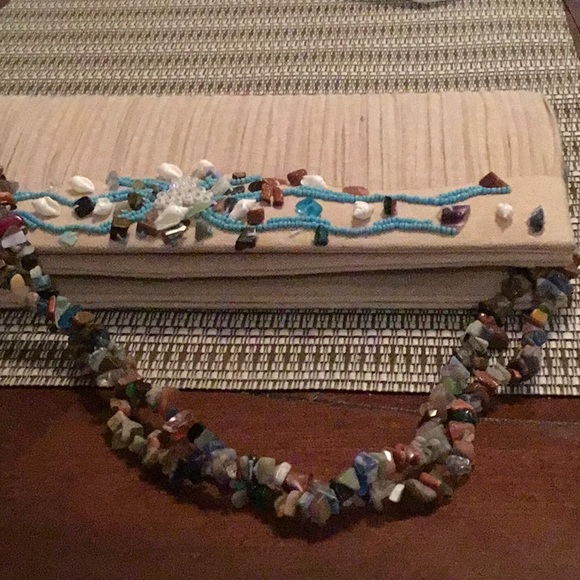 Tommy Woods Fabric Stone & She’ll Clutch - Picture 2 of 4